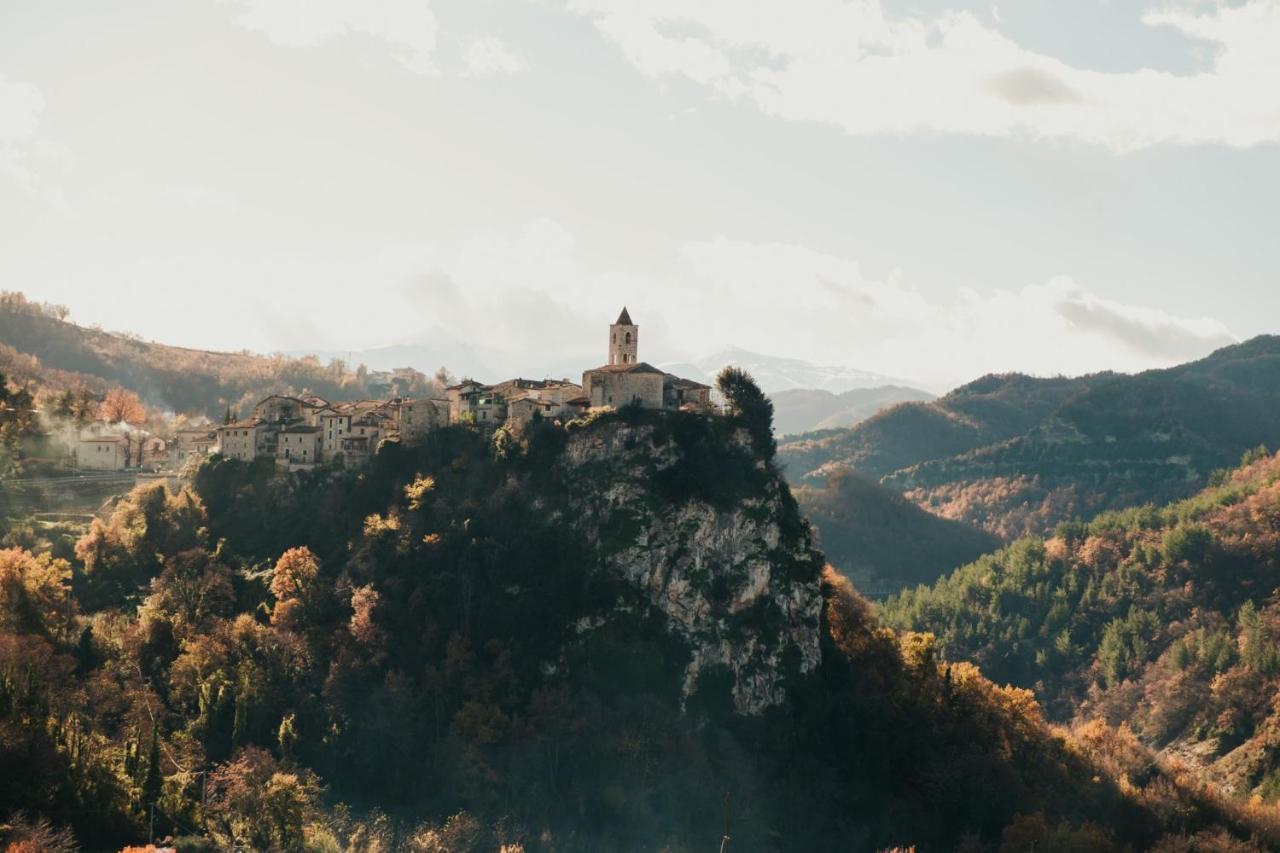 Bed and Breakfast La Tana Dei Tassi Ascoli Piceno Zewnętrze zdjęcie